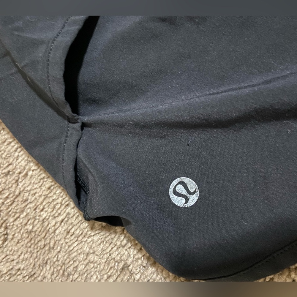Lululemon Athletica Black Athletic Shorts Lightweight Moisture-Wicking - Picture 3 of 8